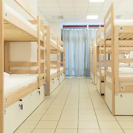 Хостел Gravitas *